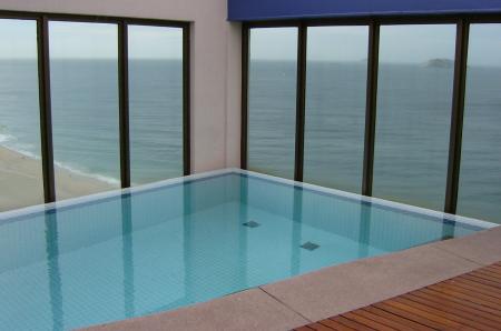 HOTEL AVEC VUE SUR MER
